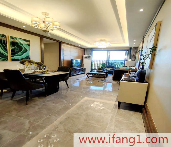 <a href=/dalingshan/ target=_blank class=infotextkey>大嶺山小產權信息網</a>